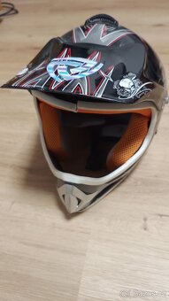 Dětská moto helma v. - 2