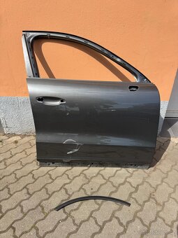 Porsche Cayenne - dveře, lišta - 2