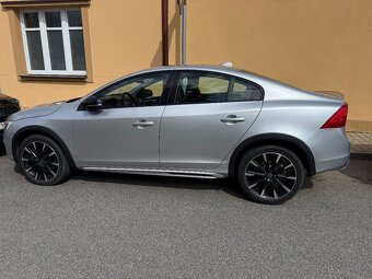 Volvo S60 D4 AWD Cross Country (5-válec) - 2