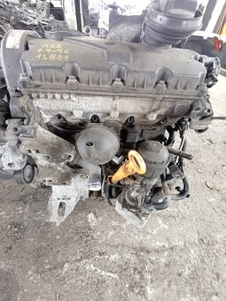 VW Sharan 1.9-96 kW typ:ASZ - 2