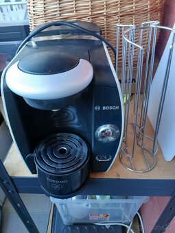 Kávovar Bosch Tassimo včetně stojanu - 2