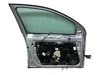 Levé přední dveře stříbrná LA7W VW Golf 6 hatchback 2011 - 2