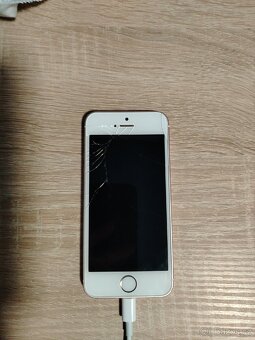 Prodám iphone se 2016 se zablokovaným iCloudem - 2