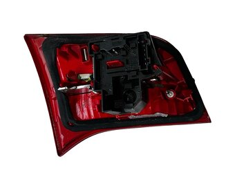 Pravé zadní vnitřní světlo 4F9945094C Audi A6 C6 4F avant 06 - 2