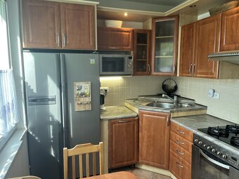 Prodej bytu 3+1/L, OV, 76 m2, ulice Vodárenská, Karlovy Vary - 2