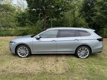 Škoda Superb Combi IV LaK 2.0tdi 110KW - 2