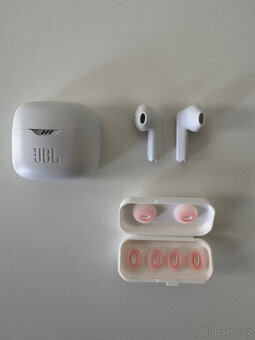 Bezdrátová sluchátka JBL Tune Flex - 2
