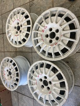 Oz Racing 5x100 R15 - 2