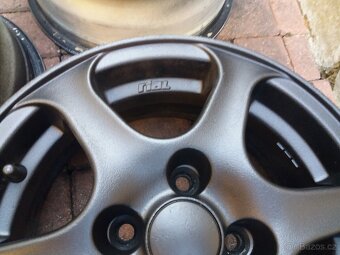 Alu Rial R14 - 2