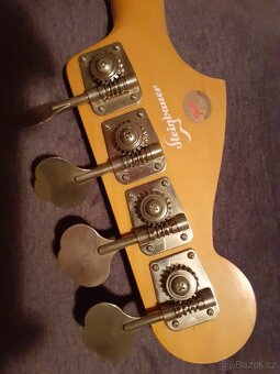 Fender Jazz Bass Japan - 2
