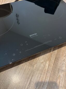 Indukční varná deska Gorenje - 2