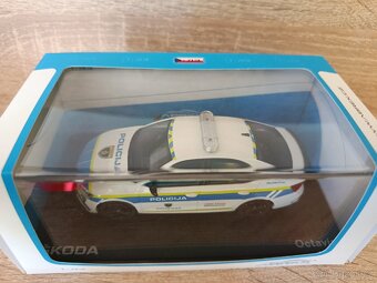 Škoda Octavia IV RS Policie Slovinsko Abrex 1:43 - 2