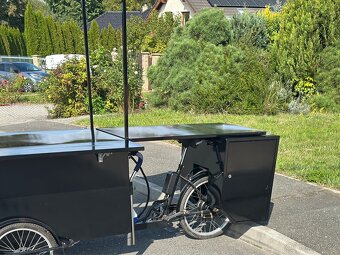 Prodejní elektrická trojkolka/stanek - 2