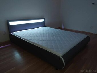 Postel dizajnová nová z eco kůže s led osvětlením NOVÁ - 2