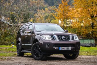 Nissan Pathfinder - 2