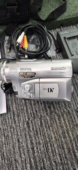 Videokamera Panasonic na mini DV - 2
