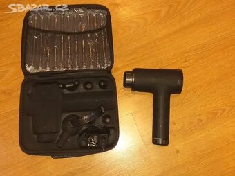 Prodám Aku masážní pistole s nástavci - 2