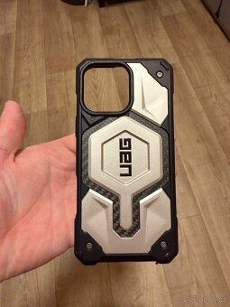 Kryty na iPhone 16 pro Max - 2