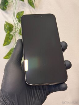 iPhone 15 Pro Max 256GB černý - 2