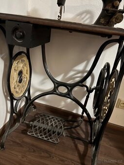 Šicí stroj Singer - 2