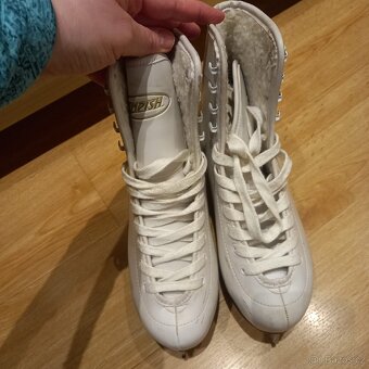 Dámské brusle 41 - 2