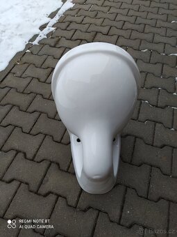 ZÁVĚSNÁ WC MÍSA - 2