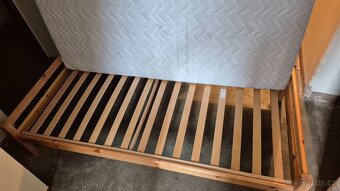 Postel z borovice - 2