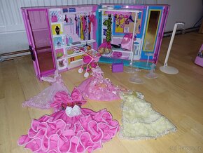 Barbie šatník snů - 2