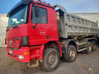 Sklápěčka Mercedes 8x6 - 2