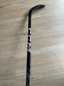 Hokejka CCM RIBCOR TRIGGER 9 Pro, levá, P28, flex 70 a 75 - 2