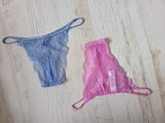 Krajkové kalhotky Hunkemöller - 2