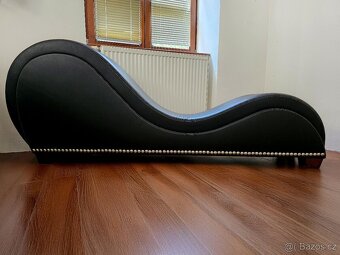Designové černé křeslo - 2