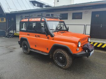 UAZ Hunter - 2