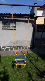 Dětská dřevěná houpačka - 2