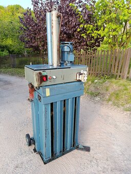 MÁLO POUŽITÝ PAKETOVACÍ LIS - 2