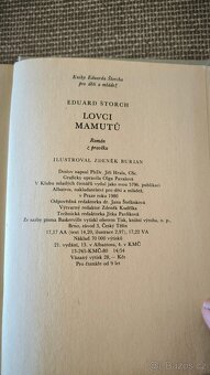 Kniha Lovci mamutů, Psohlavci, Zapadlí vlastenci - 2