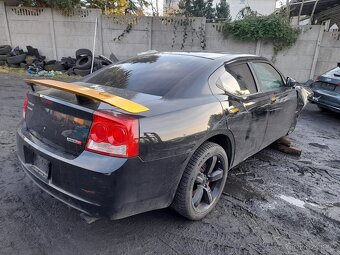 Dodge charger 6.1 srt Europe - 2