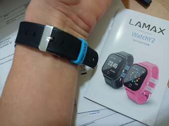 Chytré hodinky LAMAX WatchY2,ochranná fólie,nabíječka,doklad - 2