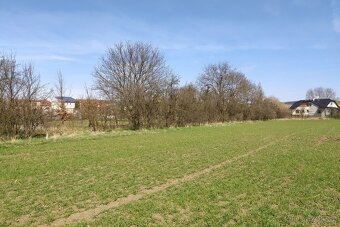 Stavební pozemek 900m2 na prodej, Kunovice u UH - 2
