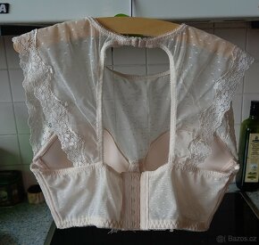 Calvin Klein podprsenka a krajkový korzet - 2