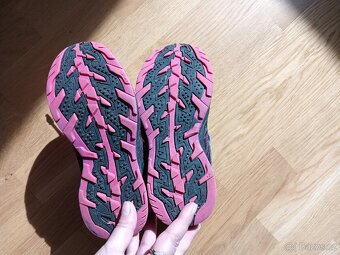 Dívčí zimní boty. Umbro. - 2