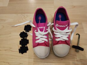 Kolečkové boty Heelys vel.32 - 2
