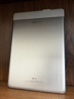 Amazon Kindle DX - 2
