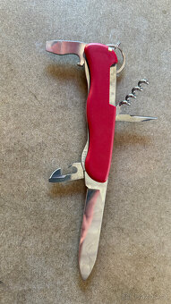Victorinox picknicker cerveny - 2