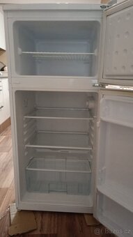 PRODÁM LEDNIČKU S MRAZNIČKOU - 2