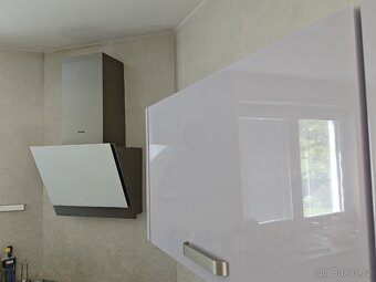 Bílá digestoř Gorenje - 2