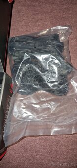 ASUS ROG Strix 1000W ATX / 1000W/80 Plus Platinum - 2