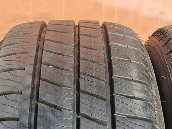 Letní Goodyear 215/65/15C - 2