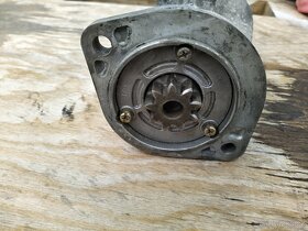 Nissan Patrol 2.8td startér. - 2