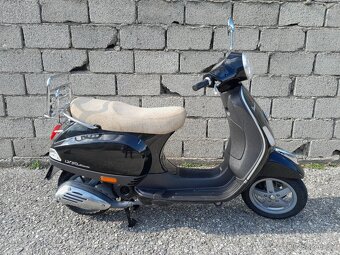 Vespa LX 50 4t, 2011, málo jetá, moc pěkný stav - 2